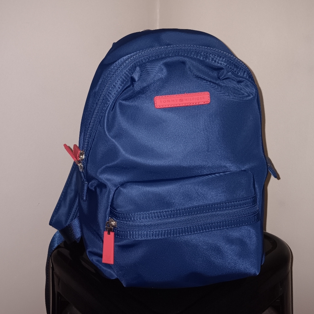 NWT TOMMY HILFIGER BACKPACK 🎒